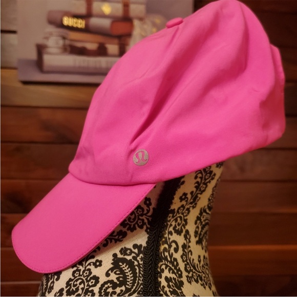 Sonic pink Lululemon fast and free running hat - Picture 4 of 12